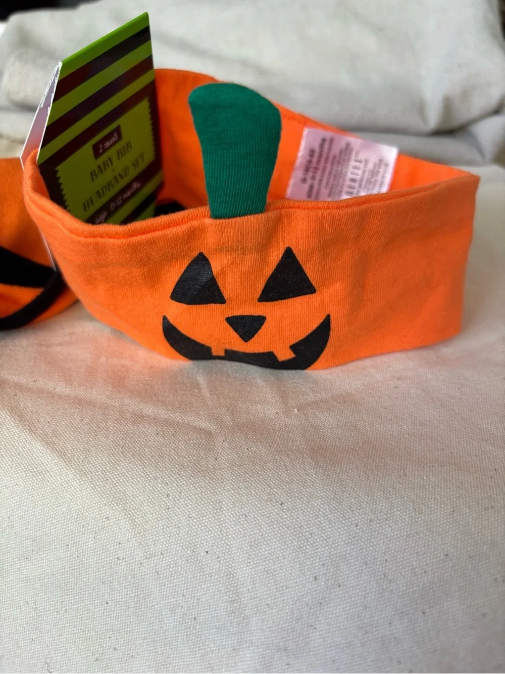 NWT Gertex Halloween Baby Bib and Headband Set 